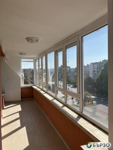 Prodavam dvustaen, luksozno obzaveden apartament