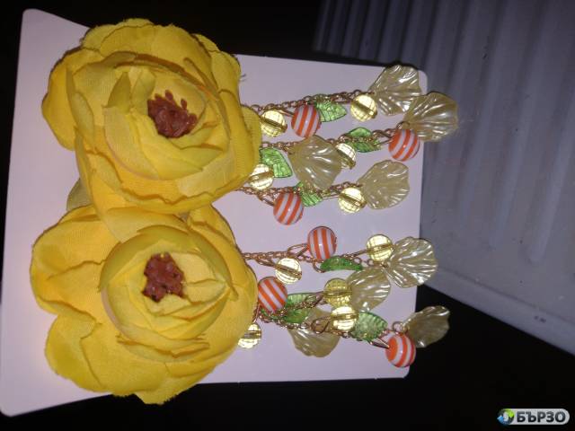 Модни обици Ранункули