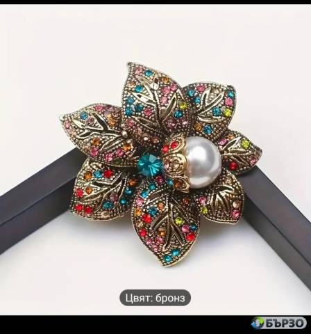 Broshka Roza perla i kristali