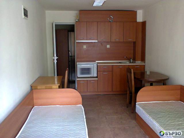 Davam pod naem obzavedena parterna boksoniera 280 Evro