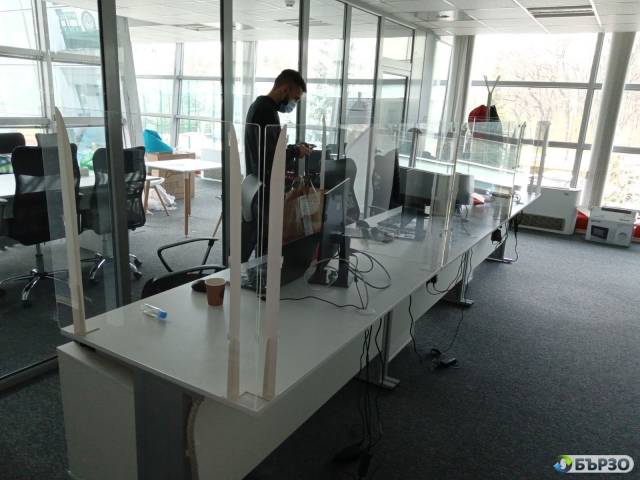 Интериорна реклама, Фототапети, Стелажи и Колело на късмета София